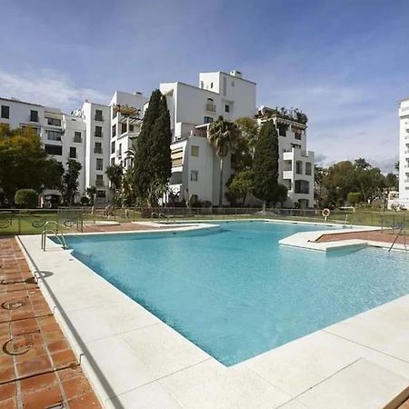 Caprichoso Apartamento En El Corazon De Puerto Banus Marbella Luaran gambar