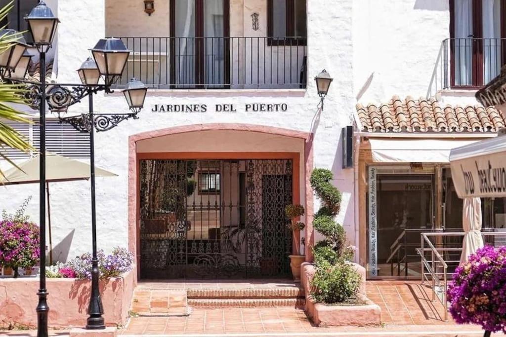 Caprichoso Apartamento En El Corazon De Puerto Banus Marbella Luaran gambar