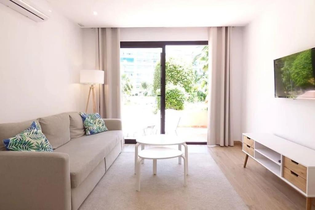 Caprichoso Apartamento En El Corazon De Puerto Banus Marbella Luaran gambar