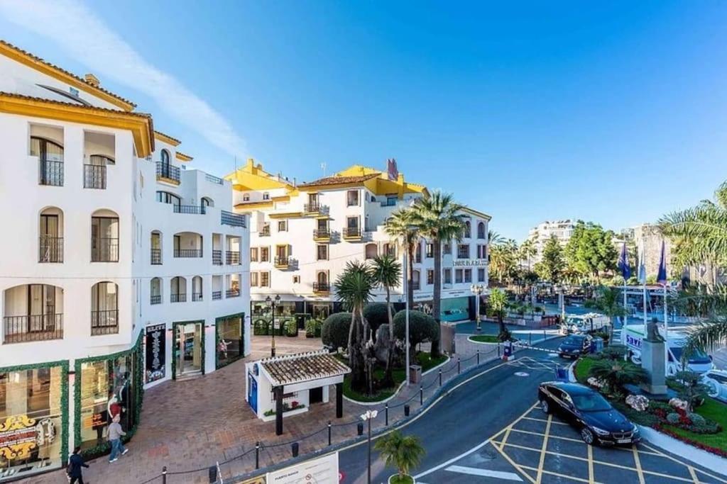 Caprichoso Apartamento En El Corazon De Puerto Banus Marbella Luaran gambar